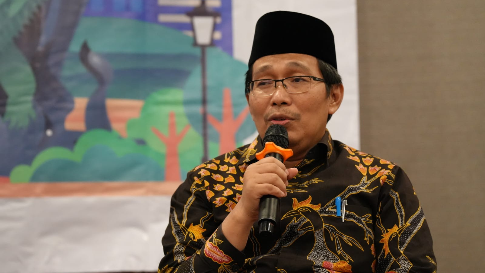 Direktur PD Pontren Kemenag Waryono Abdul Ghafur