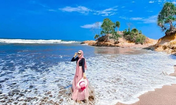 Pantai Panjang - foto aset Viva
