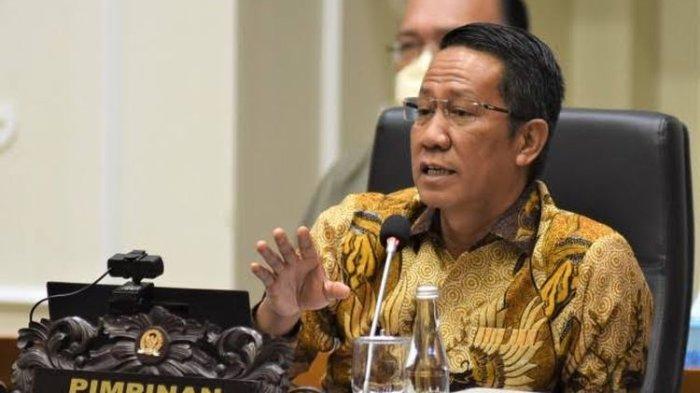 Ketua Baleg DPR RI Supratman Andi Agtas saat mengikuti Rapat Panja RUU Desa di Kompleks Parlemen, Jakarta