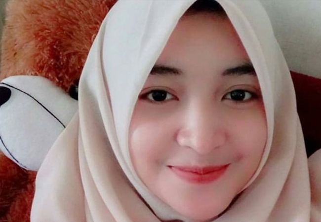 Puisi Seulas Senyum