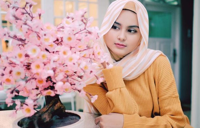 Sembunyikan luka