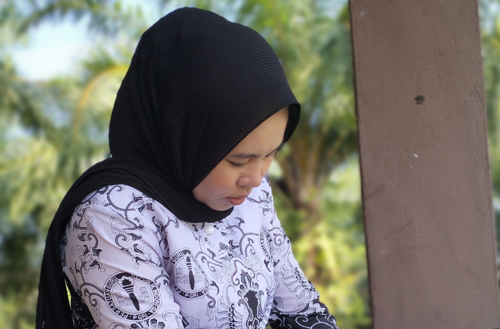 Rosnita - Tenaga Pendidik SDN 99 Kaur