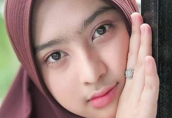 Wanita - Ilustrasi