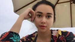 aura kasih - seleb